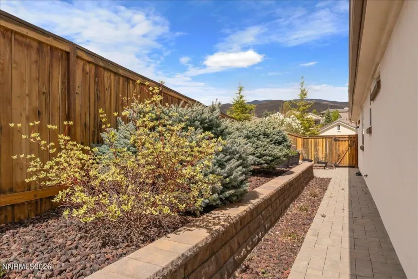 9380 Rockhurst, Reno, Nevada 89523, 3 Bedrooms Bedrooms, ,2 BathroomsBathrooms,Residential,Residential,Rockhurst,260004251