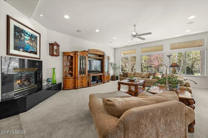 12445 Ocean View, Sparks, Nevada 89441, 5 Bedrooms Bedrooms, ,4 BathroomsBathrooms,Residential,Residential,Ocean View,260004253