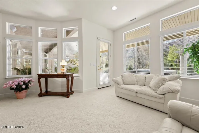 12445 Ocean View, Sparks, Nevada 89441, 5 Bedrooms Bedrooms, ,4 BathroomsBathrooms,Residential,Residential,Ocean View,260004253