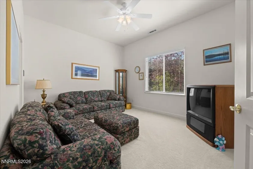 12445 Ocean View, Sparks, Nevada 89441, 5 Bedrooms Bedrooms, ,4 BathroomsBathrooms,Residential,Residential,Ocean View,260004253