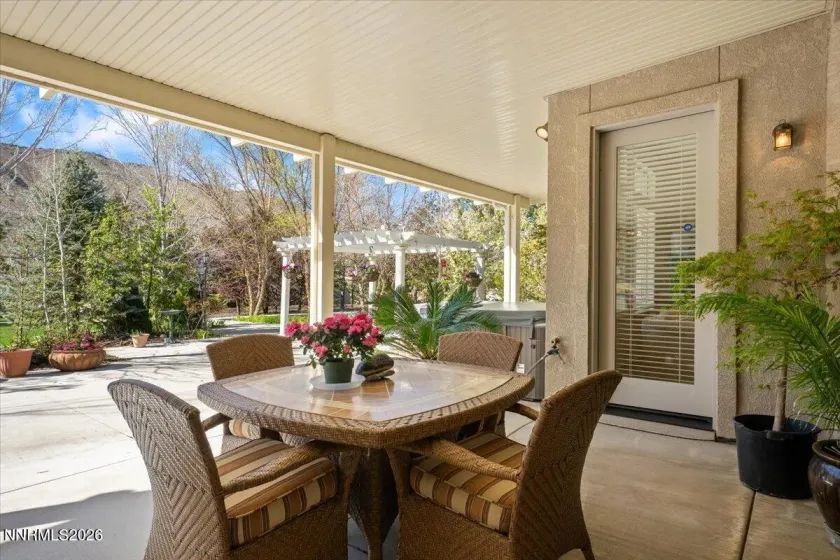 12445 Ocean View, Sparks, Nevada 89441, 5 Bedrooms Bedrooms, ,4 BathroomsBathrooms,Residential,Residential,Ocean View,260004253