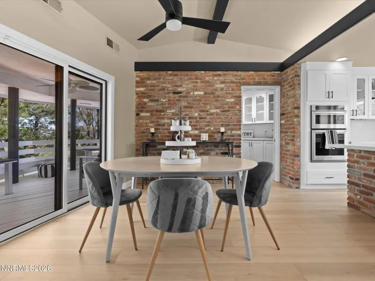 16020 Edmands, Reno, Nevada 89511, 3 Bedrooms Bedrooms, ,3 BathroomsBathrooms,Residential,Residential,Edmands,260004254