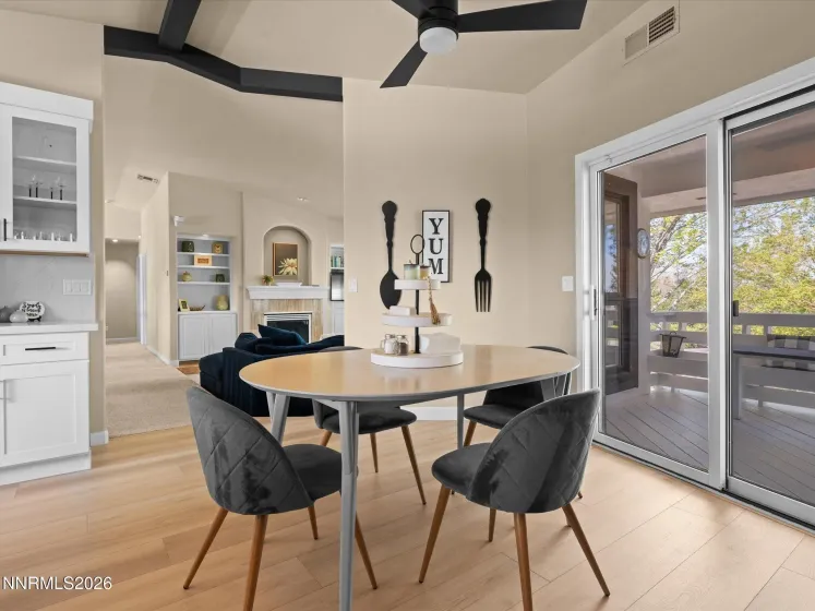 16020 Edmands, Reno, Nevada 89511, 3 Bedrooms Bedrooms, ,3 BathroomsBathrooms,Residential,Residential,Edmands,260004254