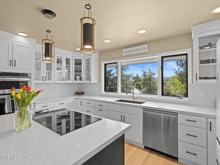 16020 Edmands, Reno, Nevada 89511, 3 Bedrooms Bedrooms, ,3 BathroomsBathrooms,Residential,Residential,Edmands,260004254