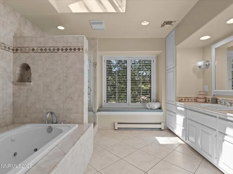 16020 Edmands, Reno, Nevada 89511, 3 Bedrooms Bedrooms, ,3 BathroomsBathrooms,Residential,Residential,Edmands,260004254