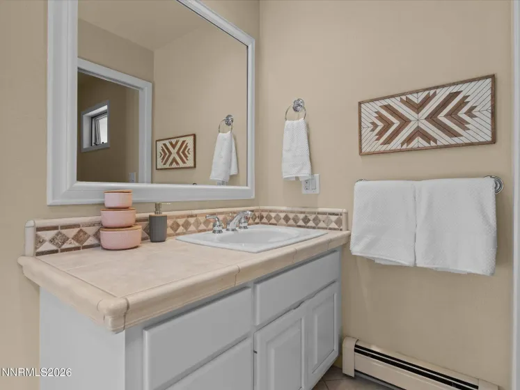 16020 Edmands, Reno, Nevada 89511, 3 Bedrooms Bedrooms, ,3 BathroomsBathrooms,Residential,Residential,Edmands,260004254