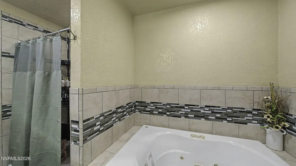 150 Old Washoe, Washoe Valley, Nevada 89704, 4 Bedrooms Bedrooms, ,3 BathroomsBathrooms,Residential,Residential,Old Washoe,260001827