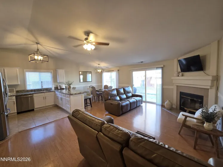 333 Monte Cristo, Dayton, Nevada 89403, 4 Bedrooms Bedrooms, ,2 BathroomsBathrooms,Residential,Residential,Monte Cristo,260004256