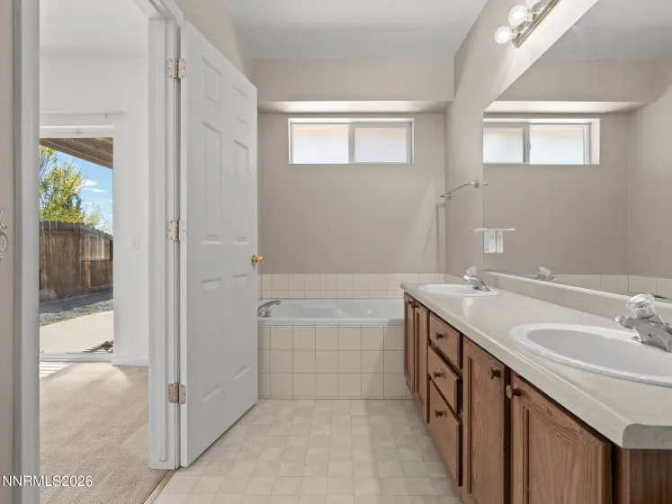 875 Vista Park, Carson City, Nevada 89705, 4 Bedrooms Bedrooms, ,2 BathroomsBathrooms,Residential,Residential,Vista Park,260004258