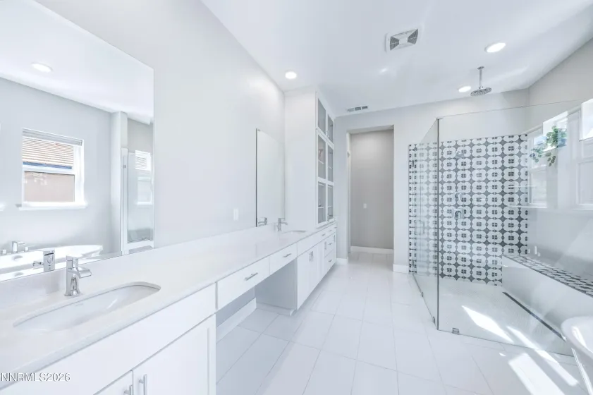 972 Little Star, Reno, Nevada 89511, 3 Bedrooms Bedrooms, ,3 BathroomsBathrooms,Residential,Residential,Little Star,260004257