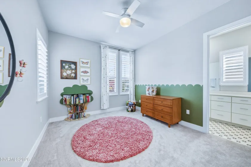 972 Little Star, Reno, Nevada 89511, 3 Bedrooms Bedrooms, ,3 BathroomsBathrooms,Residential,Residential,Little Star,260004257