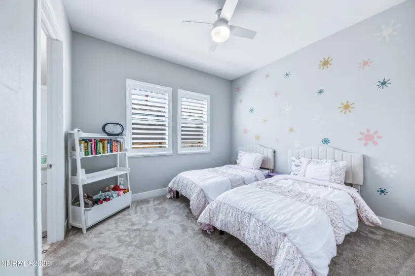 972 Little Star, Reno, Nevada 89511, 3 Bedrooms Bedrooms, ,3 BathroomsBathrooms,Residential,Residential,Little Star,260004257