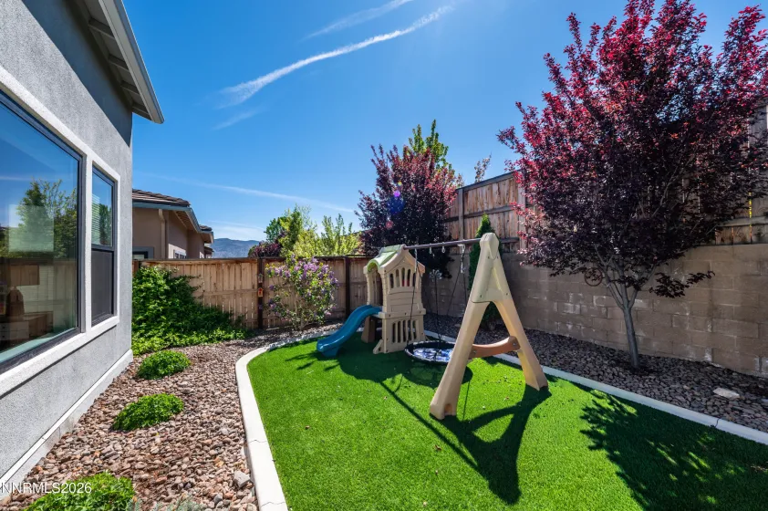 972 Little Star, Reno, Nevada 89511, 3 Bedrooms Bedrooms, ,3 BathroomsBathrooms,Residential,Residential,Little Star,260004257