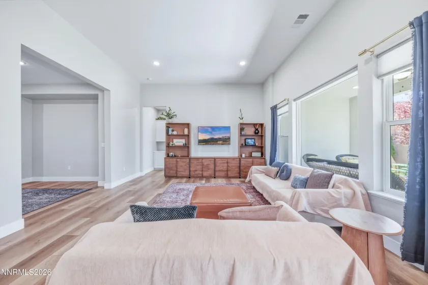 972 Little Star, Reno, Nevada 89511, 3 Bedrooms Bedrooms, ,3 BathroomsBathrooms,Residential,Residential,Little Star,260004257