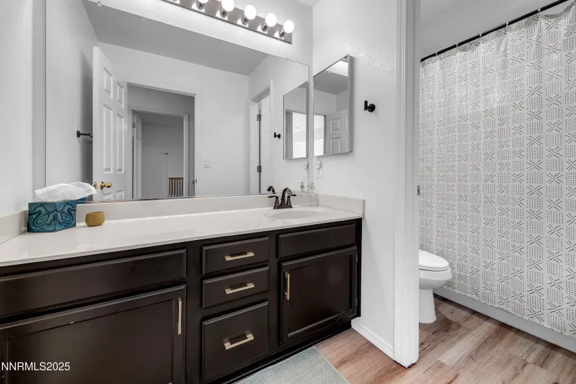 Hall Bathroom Upstairs