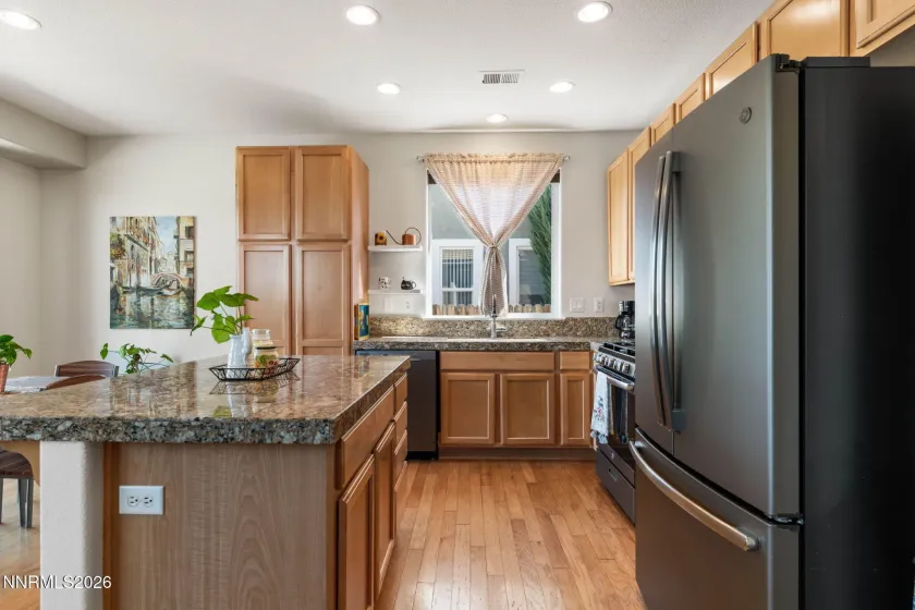 816 Ballybunion, Dayton, Nevada 89403, 4 Bedrooms Bedrooms, ,2 BathroomsBathrooms,Residential,Residential,Ballybunion,260004262