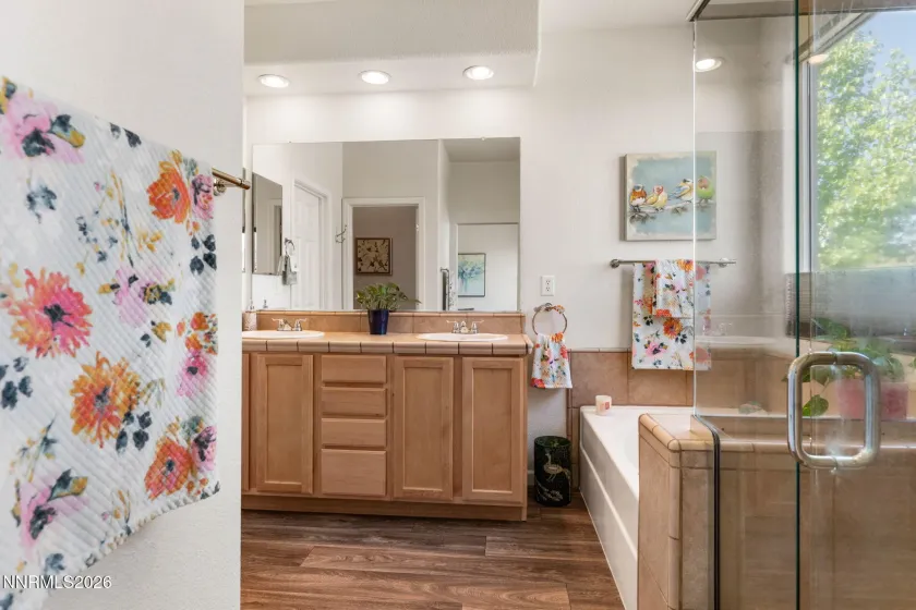 816 Ballybunion, Dayton, Nevada 89403, 4 Bedrooms Bedrooms, ,2 BathroomsBathrooms,Residential,Residential,Ballybunion,260004262