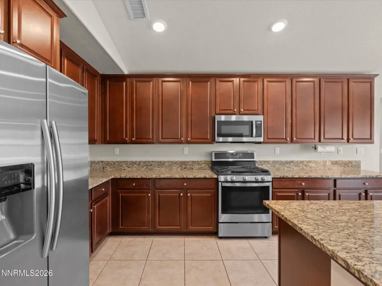 918 Garden Pond, Spanish Springs, Nevada 89441, 4 Bedrooms Bedrooms, ,3 BathroomsBathrooms,Residential,Residential,Garden Pond,260004263