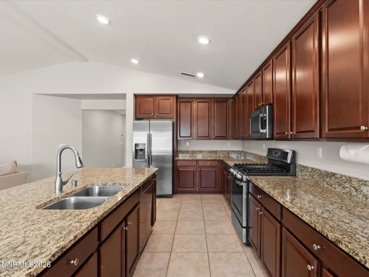 918 Garden Pond, Spanish Springs, Nevada 89441, 4 Bedrooms Bedrooms, ,3 BathroomsBathrooms,Residential,Residential,Garden Pond,260004263