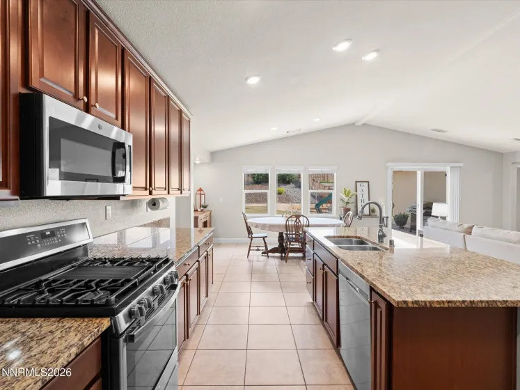 918 Garden Pond, Spanish Springs, Nevada 89441, 4 Bedrooms Bedrooms, ,3 BathroomsBathrooms,Residential,Residential,Garden Pond,260004263