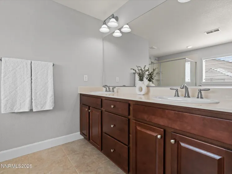 918 Garden Pond, Spanish Springs, Nevada 89441, 4 Bedrooms Bedrooms, ,3 BathroomsBathrooms,Residential,Residential,Garden Pond,260004263