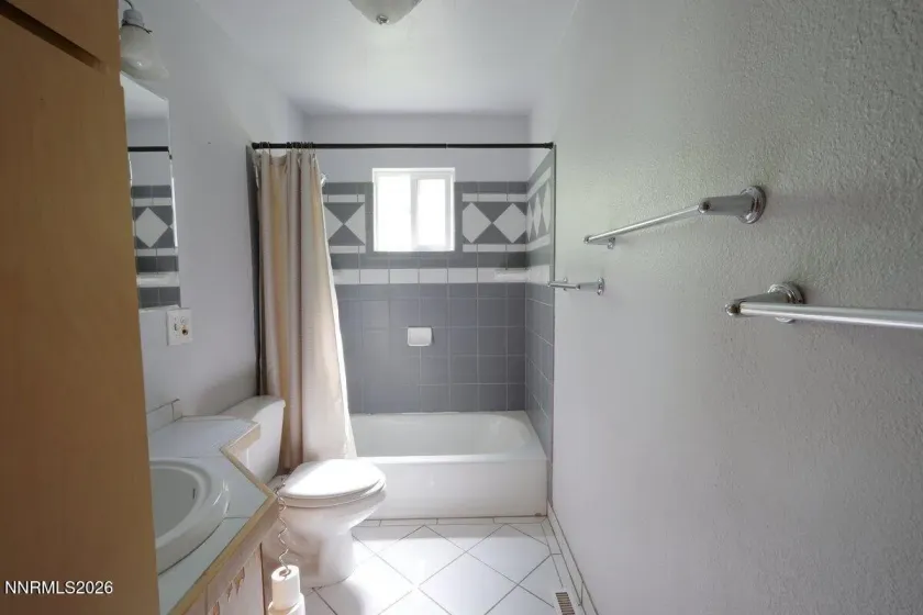 15587 Toll, Reno, Nevada 89521, 2 Bedrooms Bedrooms, ,1 BathroomBathrooms,Residential,Residential,Toll,260004265