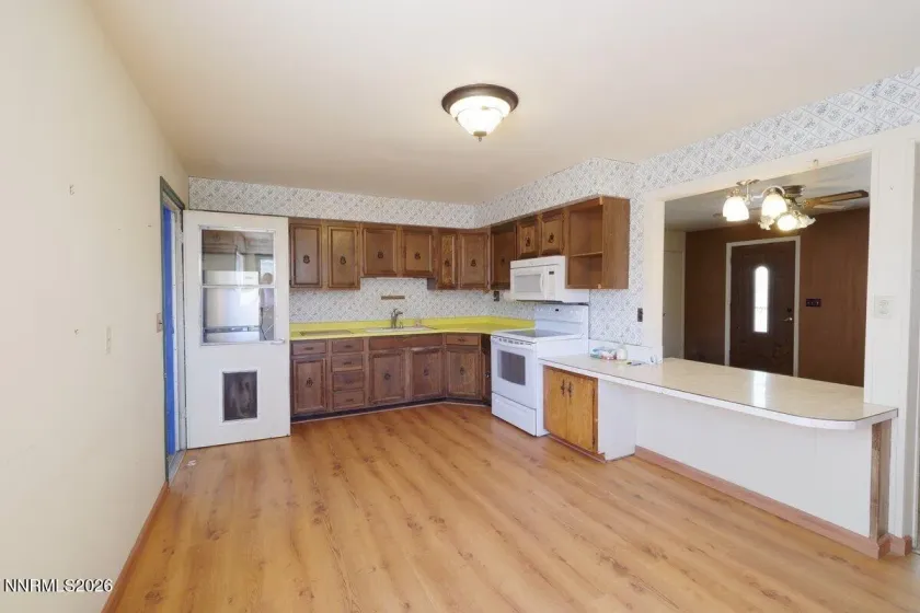 15587 Toll, Reno, Nevada 89521, 2 Bedrooms Bedrooms, ,1 BathroomBathrooms,Residential,Residential,Toll,260004265