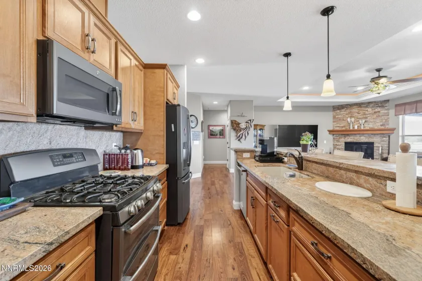 1284 Cedar Brook, Gardnerville, Nevada 89460, 4 Bedrooms Bedrooms, ,3 BathroomsBathrooms,Residential,Residential,Cedar Brook,260004267