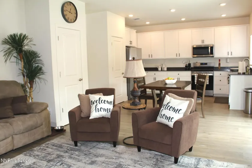 1453 Solitude, Reno, Nevada 89523, 3 Bedrooms Bedrooms, ,3 BathroomsBathrooms,Residential,Residential,Solitude,260004268