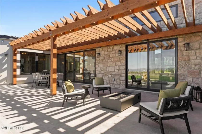 11 Glenhaven, Reno, Nevada 89511, 4 Bedrooms Bedrooms, ,5 BathroomsBathrooms,Residential,Residential,Glenhaven,260004269