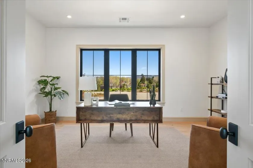 11 Glenhaven, Reno, Nevada 89511, 4 Bedrooms Bedrooms, ,5 BathroomsBathrooms,Residential,Residential,Glenhaven,260004269