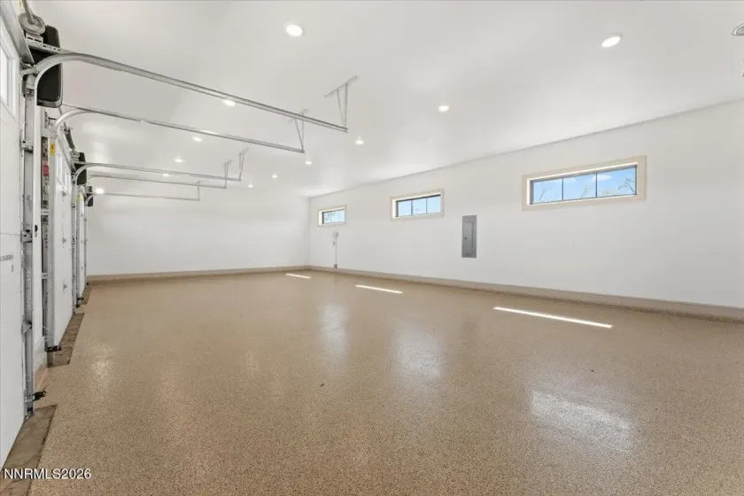 11 Glenhaven, Reno, Nevada 89511, 4 Bedrooms Bedrooms, ,5 BathroomsBathrooms,Residential,Residential,Glenhaven,260004269