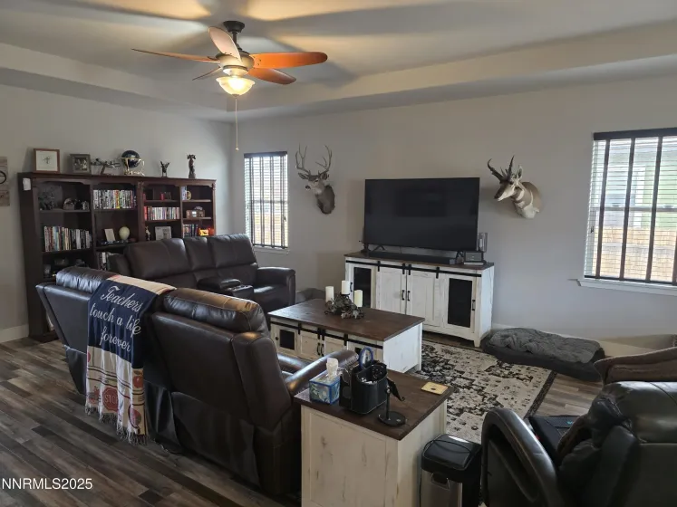 1145 Cheatgrass, Dayton, Nevada 89403, 3 Bedrooms Bedrooms, ,2 BathroomsBathrooms,Residential,Residential,Cheatgrass,250057322