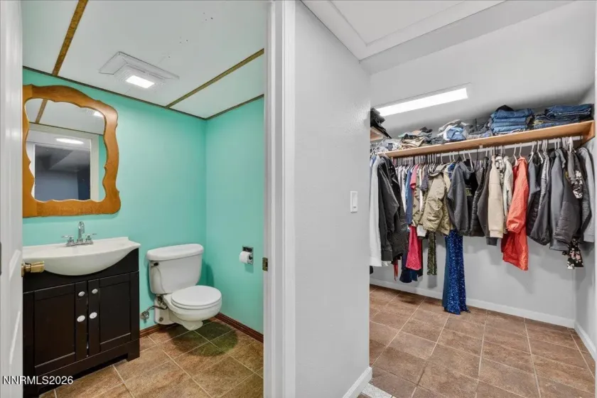 7730 Tamra, Reno, Nevada 89506, 4 Bedrooms Bedrooms, ,3 BathroomsBathrooms,Residential,Residential,Tamra,260004271