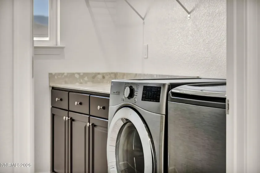 10620 Foxberry Park, Reno, Nevada 89521, 5 Bedrooms Bedrooms, ,3 BathroomsBathrooms,Residential,Residential,Foxberry Park,260004272