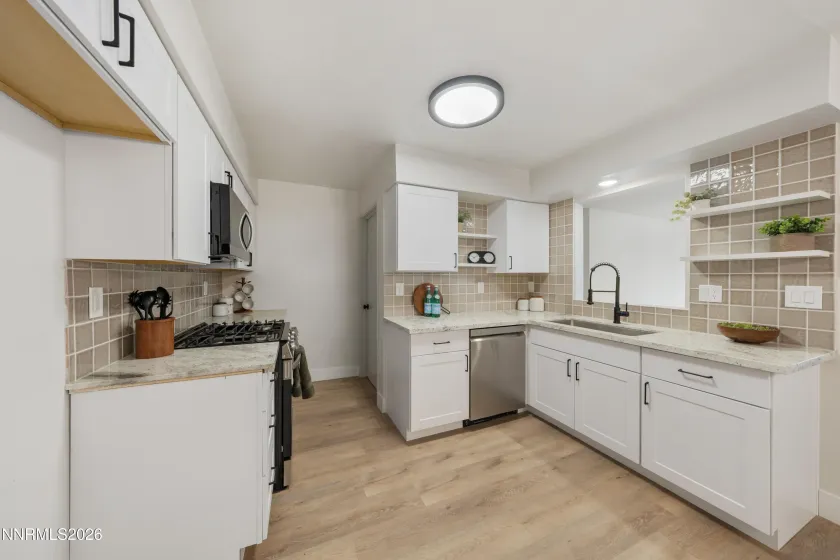 6680 Flower, Reno, Nevada 89506, 3 Bedrooms Bedrooms, ,2 BathroomsBathrooms,Residential,Residential,Flower,260004274