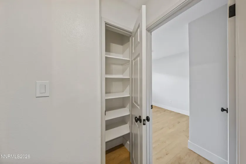 6680 Flower, Reno, Nevada 89506, 3 Bedrooms Bedrooms, ,2 BathroomsBathrooms,Residential,Residential,Flower,260004274