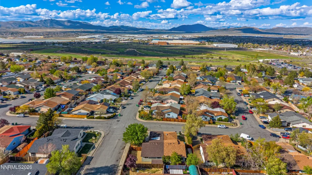 6680 Flower, Reno, Nevada 89506, 3 Bedrooms Bedrooms, ,2 BathroomsBathrooms,Residential,Residential,Flower,260004274