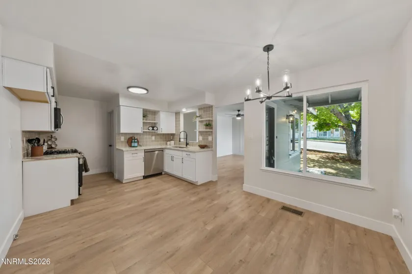 6680 Flower, Reno, Nevada 89506, 3 Bedrooms Bedrooms, ,2 BathroomsBathrooms,Residential,Residential,Flower,260004274