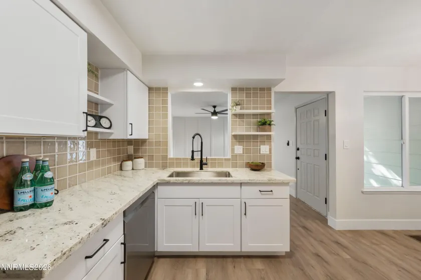 6680 Flower, Reno, Nevada 89506, 3 Bedrooms Bedrooms, ,2 BathroomsBathrooms,Residential,Residential,Flower,260004274