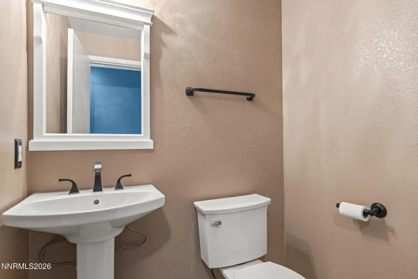 7010 Freedom, Sparks, Nevada 89436, 2 Bedrooms Bedrooms, ,3 BathroomsBathrooms,Residential,Residential,Freedom,260004275