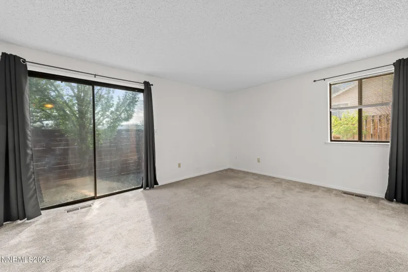 7010 Freedom, Sparks, Nevada 89436, 2 Bedrooms Bedrooms, ,3 BathroomsBathrooms,Residential,Residential,Freedom,260004275