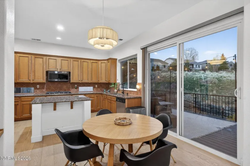 2784 Robb, Reno, Nevada 89523, 4 Bedrooms Bedrooms, ,4 BathroomsBathrooms,Residential,Residential,Robb,260004277