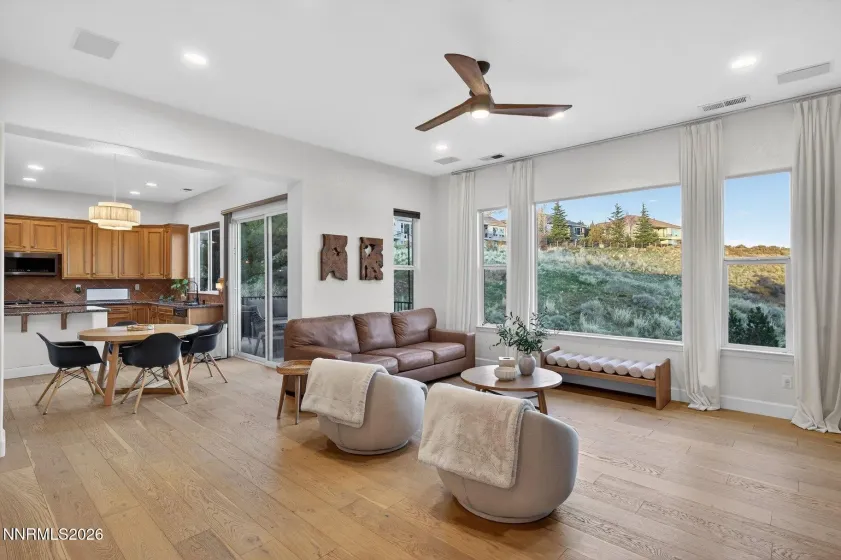 2784 Robb, Reno, Nevada 89523, 4 Bedrooms Bedrooms, ,4 BathroomsBathrooms,Residential,Residential,Robb,260004277