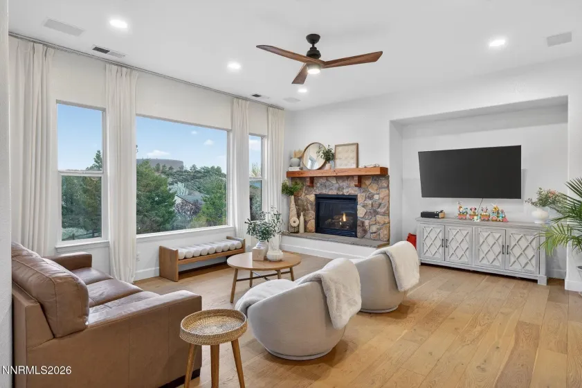 2784 Robb, Reno, Nevada 89523, 4 Bedrooms Bedrooms, ,4 BathroomsBathrooms,Residential,Residential,Robb,260004277