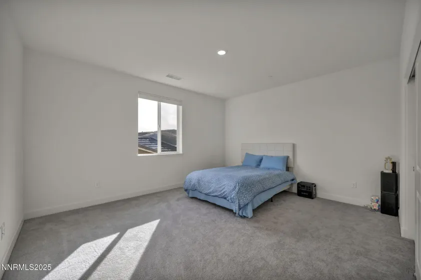 6870 Pilot Peak, Sparks, Nevada 89436, 3 Bedrooms Bedrooms, ,3 BathroomsBathrooms,Residential,Residential,Pilot Peak,250058148