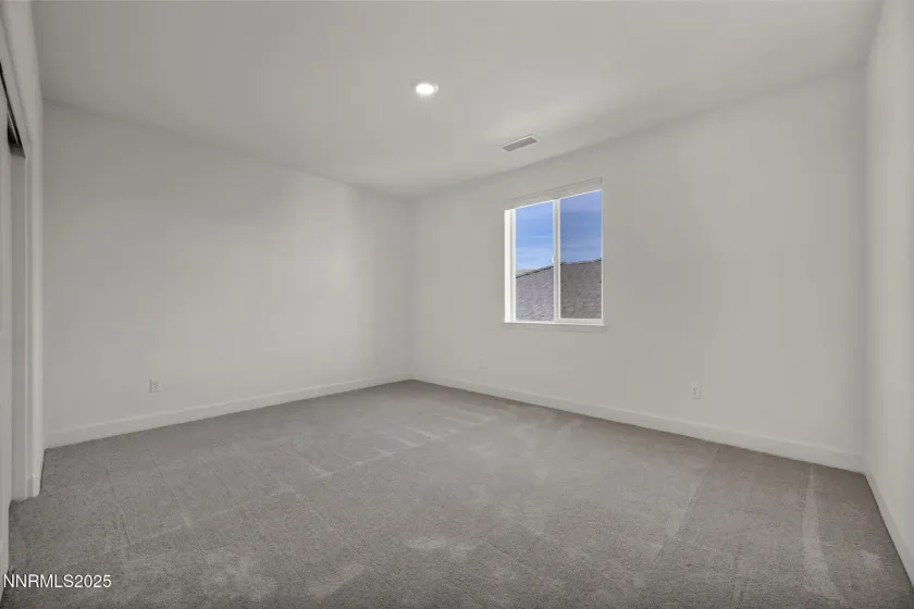 6870 Pilot Peak, Sparks, Nevada 89436, 3 Bedrooms Bedrooms, ,3 BathroomsBathrooms,Residential,Residential,Pilot Peak,250058148