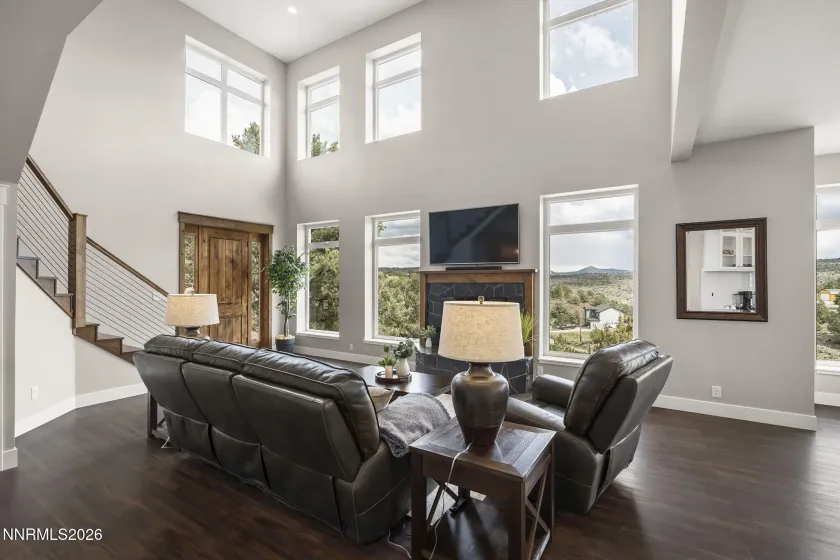 2538 Cartwright, Reno, Nevada 89521, 3 Bedrooms Bedrooms, ,3 BathroomsBathrooms,Residential,Residential,Cartwright,260004280