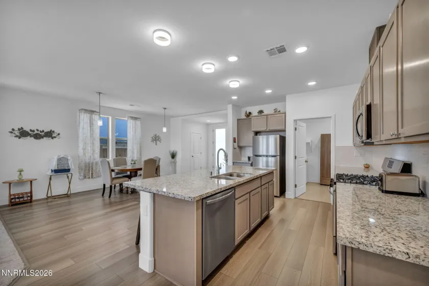 353 Radiant, Carson City, Nevada 89705, 3 Bedrooms Bedrooms, ,2 BathroomsBathrooms,Residential,Residential,Radiant,260004281