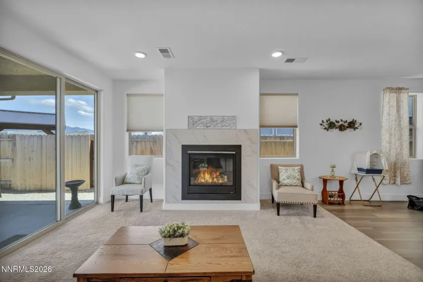 353 Radiant, Carson City, Nevada 89705, 3 Bedrooms Bedrooms, ,2 BathroomsBathrooms,Residential,Residential,Radiant,260004281